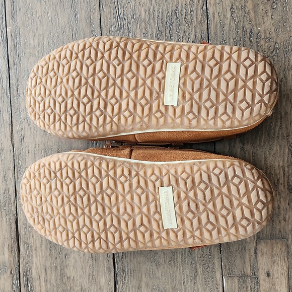 Women's Tilia Minnetonka Moccasins in Brown Multi - Picture 4 of 5